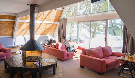 lounge and games room available at Ripparoo Lodge